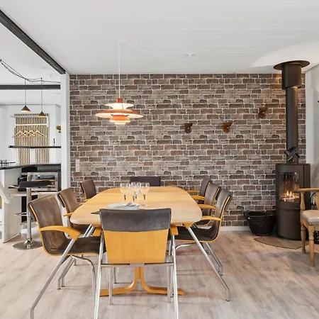 Ferienhaus Lovely In With Wifi *